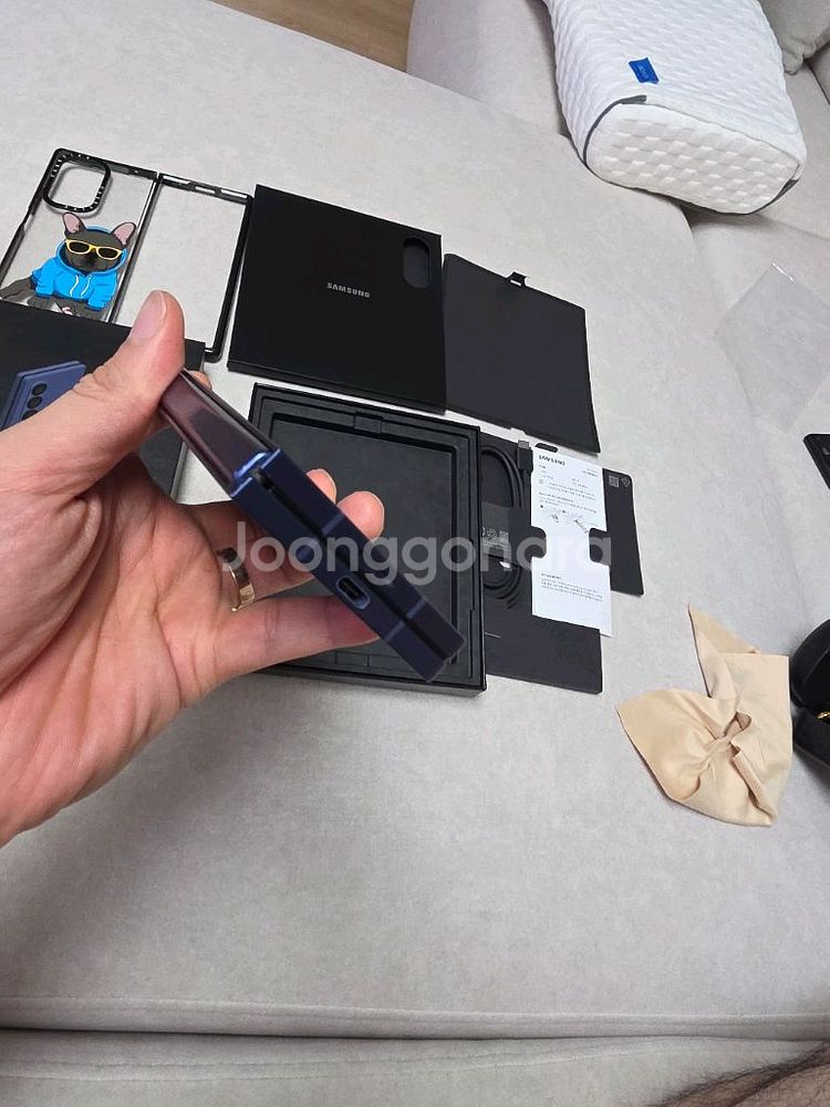 갤럭시 폴드 6 512G 블루(케이스 포함) 자급제--5