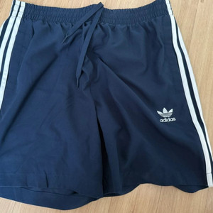 아디다스 반바지 XL