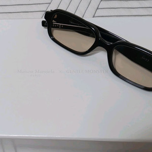 젠틀몬스터x메종마르지엘라 mm210 브라운렌즈