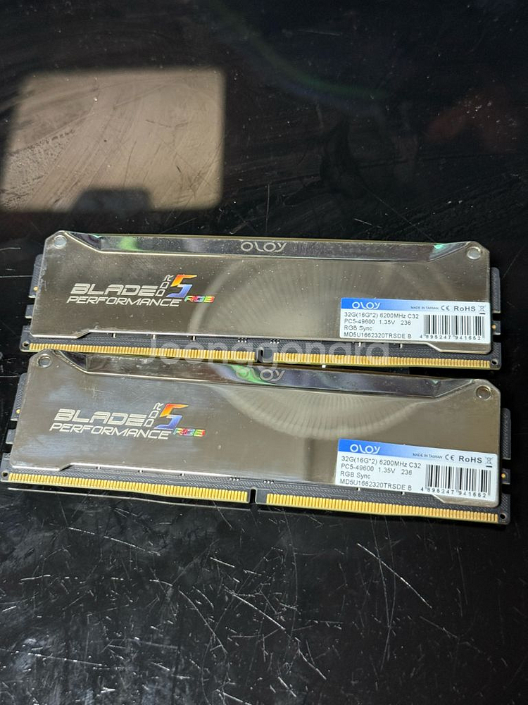 OLOy DDR5 16GBx2 6200 cl32--0