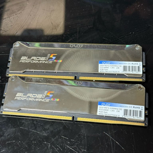OLOy DDR5 16GBx2 6200 cl32