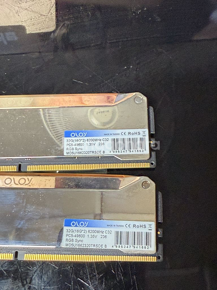 OLOy DDR5 16GBx2 6200 cl32--1