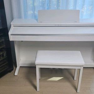가와이 KDP120 디지털 피아노 판매합니다.