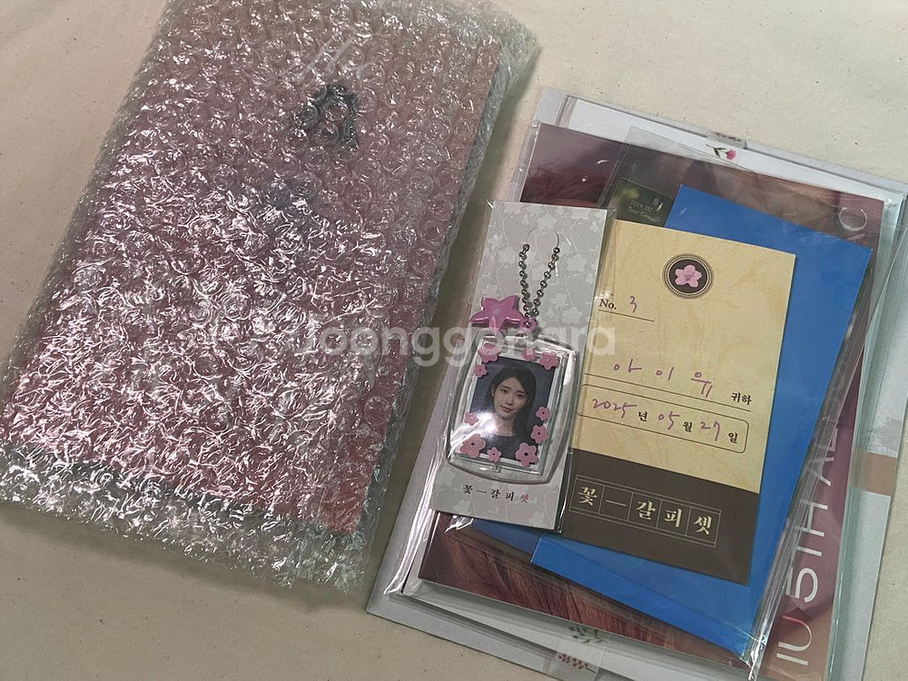 아이유 꽃갈피 셋 포카,사랑시,팔레트,체셔 CD 앨범--7