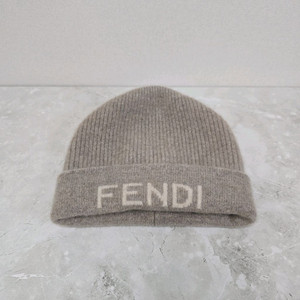 펜디 FENDI 로고 비니 모자 판매