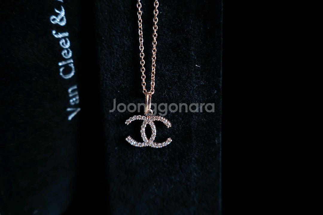 14k 목걸이팝니다.--0
