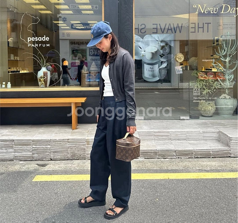 살롱드쥬 엣엣엣 팬츠(투머치토커,프루)새상품--4