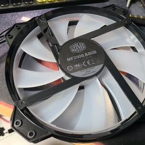 쿨러마스터 MF200R ARGB