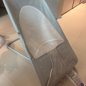 베이비뵨 매쉬 바운서