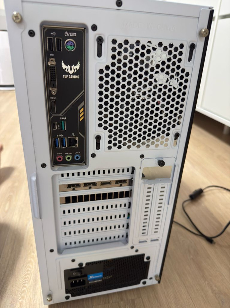 개인게이밍 pc 팝니다 3600, 2070s 32gb 이미지