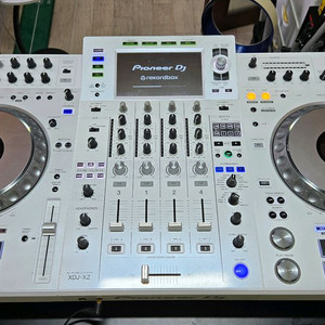 파이오니아 XDJ-XZ 화이트