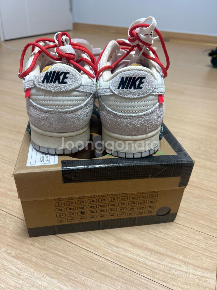 오프화이트 나이키 덩크 lot 33--1