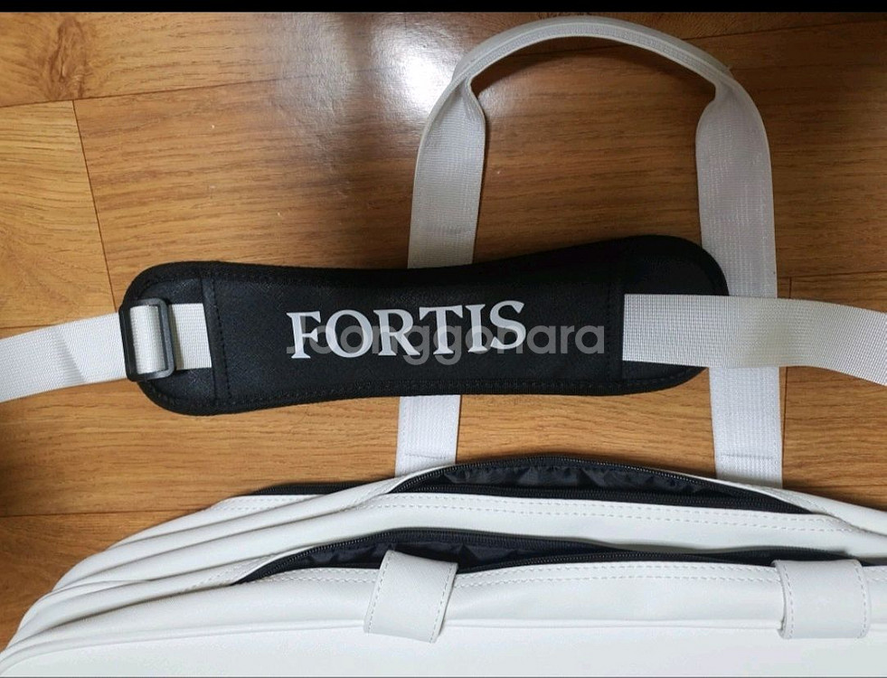 배드민턴 3단 FORTIS 가방 새상품 입니다.택포--3