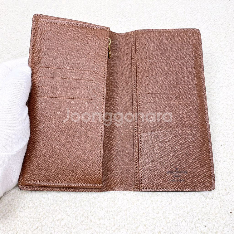 루이비통 장지갑 브라짜 월릿--1