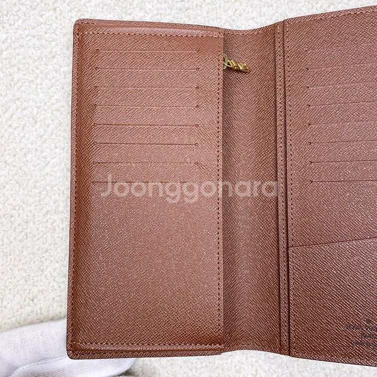 루이비통 장지갑 브라짜 월릿--2