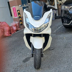 혼다 pcx125 abs tcs 22년 상태깔끔
