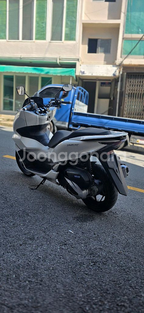 혼다 pcx125 abs tcs 22년 상태깔끔--4