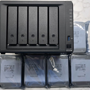 시놀로지 DS1522+ NAS + 60TB HDD