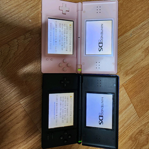 닌텐도 2DS lite