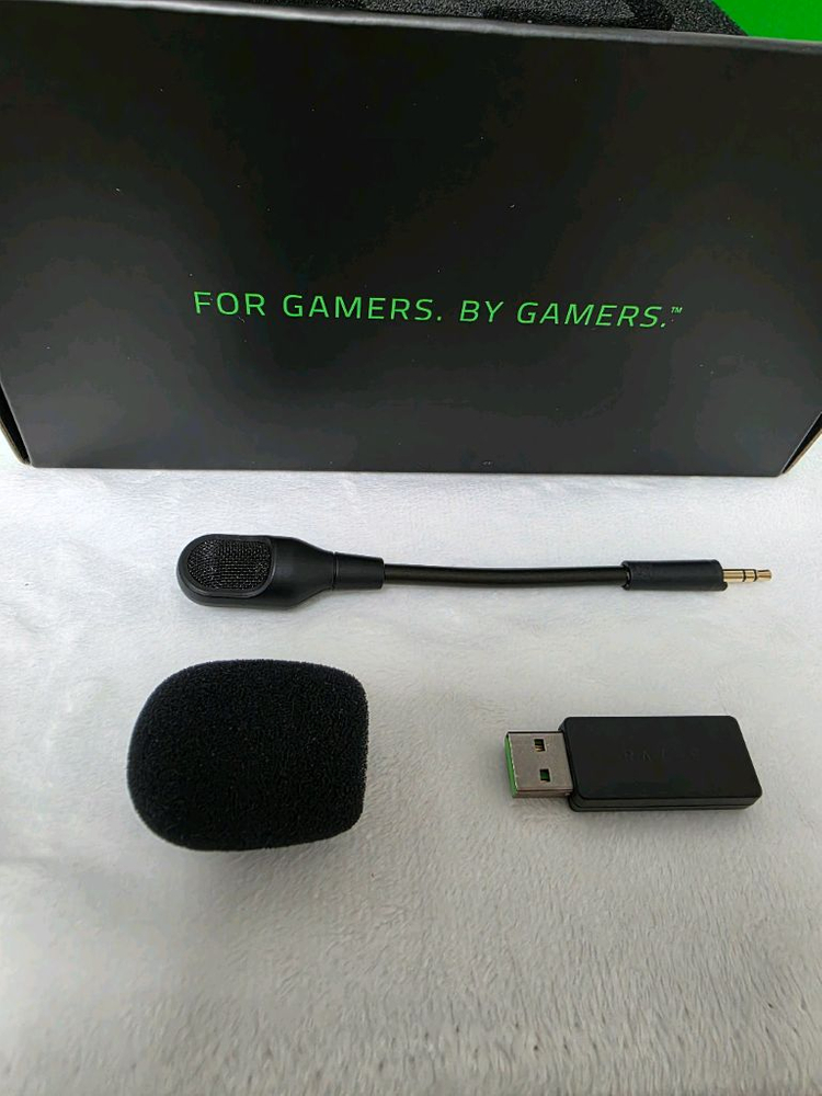 블랙샤크 V2 PRO 2023 무선 게이밍 헤드셋--3