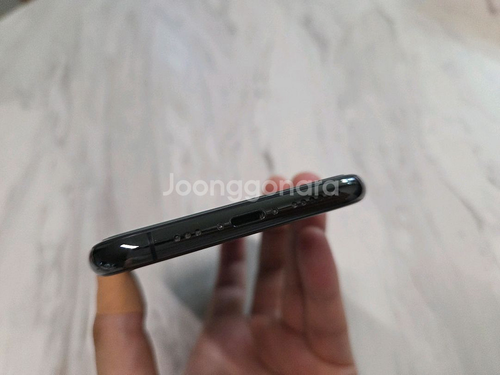 아이폰 XS 512G 판매합니다.--7
