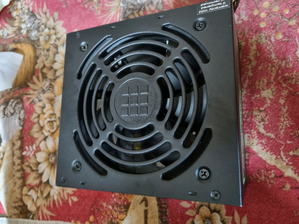 마이크로닉스 Cyclone III 600W 파워 이미지