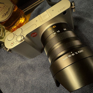 라이카 T, Vario Elmar 18-56mm