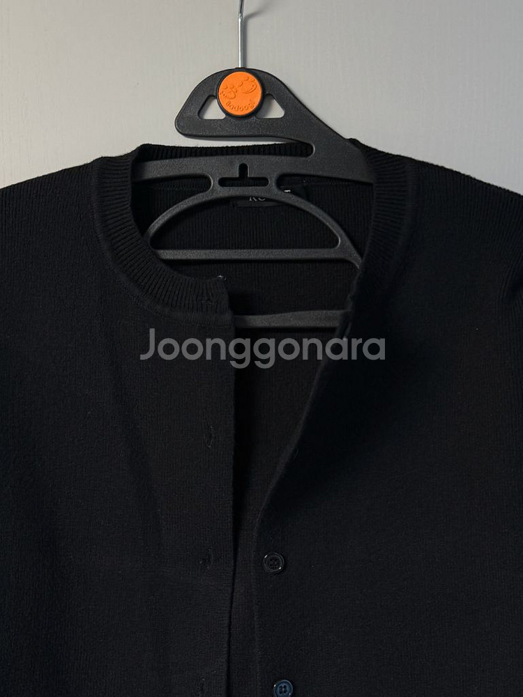 (F) 니트 가디건 블랙 두번 착용--0