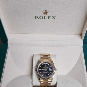 롤렉스 데이데이트 옐로우골드 검판 금통 40MM