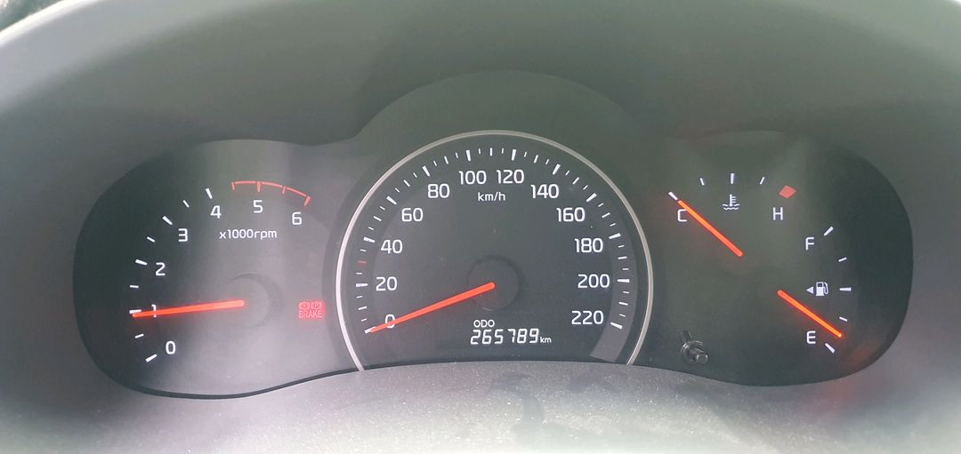 개인그랜드카니발R 2013년 수동 11인승 상태성능특급--4