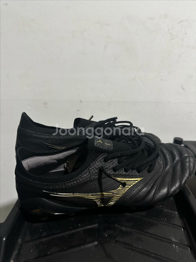 미즈노 축구화 260--0