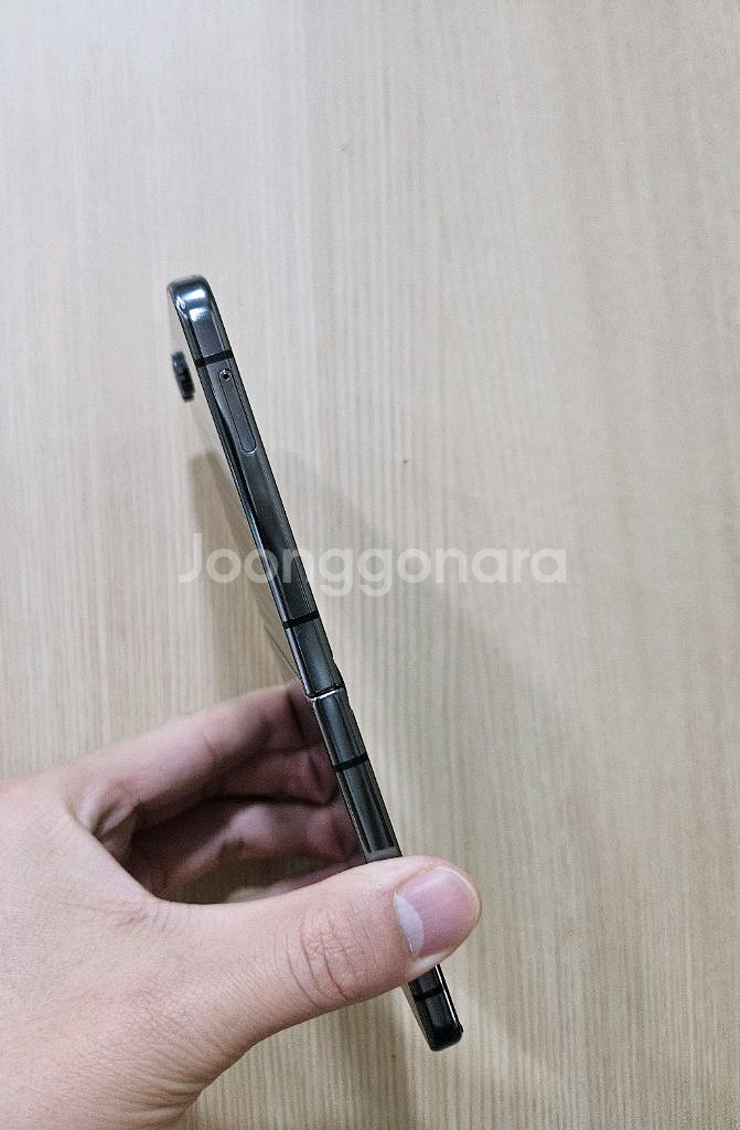 플립5 갤럭시 256G 팝니다--3