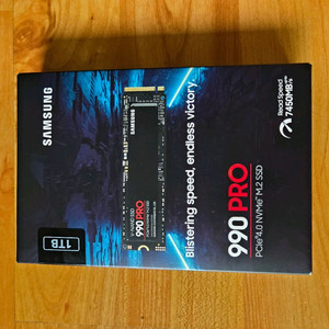 삼성 990 PRO 1TB M.2 SSD