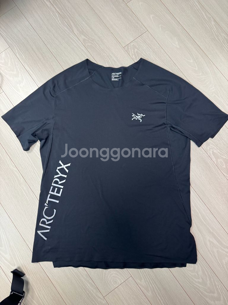 아크테릭스 노반 다운워드 반팔 블랙 L--4