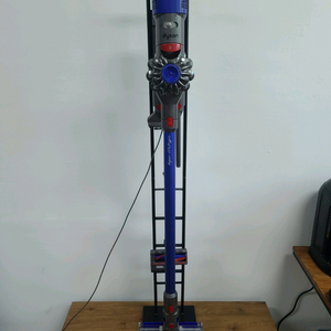 다이슨 V8 무선청소기(40분연속작동,별도거치대