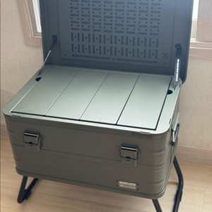 캠빌 캠핑 알루미늄 박스 60L 팝니다 (미사용)