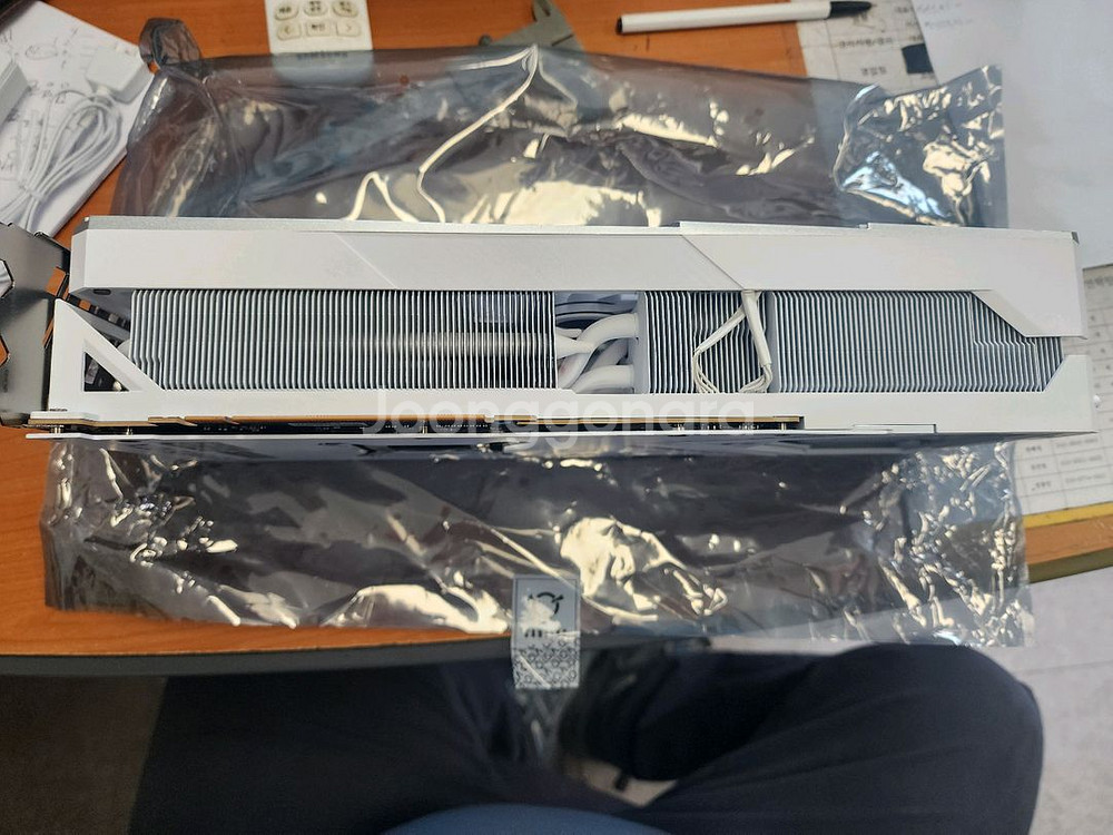 rtx 4080super 불칸 화이트 팝니다.--0