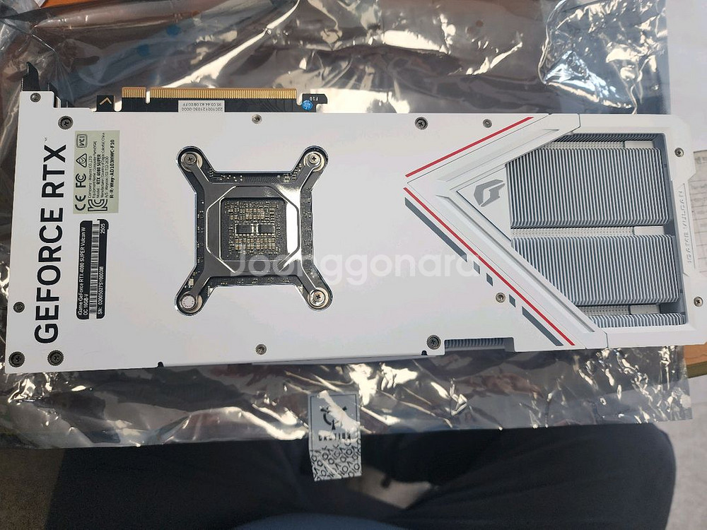 rtx 4080super 불칸 화이트 팝니다.--1