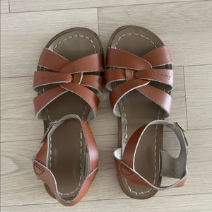 솔트워터샌들브라운 235