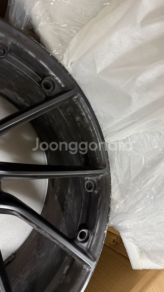 테슬라 하이랜드 모델3 퍼포 휠 1짝(기스 유 무복원)--0