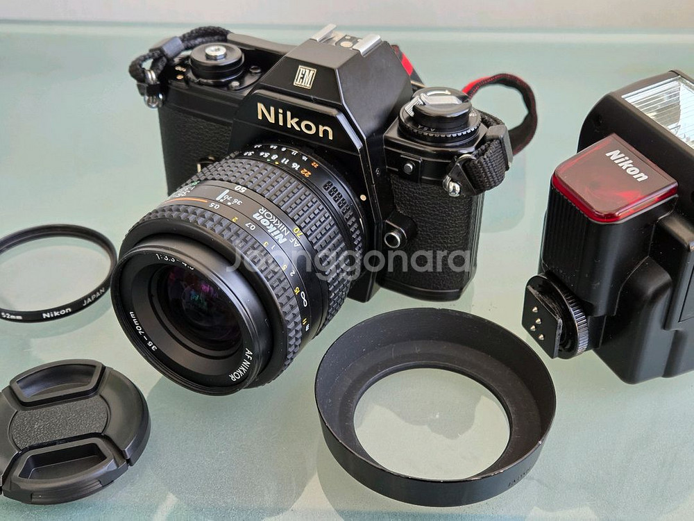 Nikon 니콘 EM 필름카메라--2