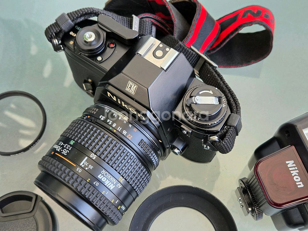 Nikon 니콘 EM 필름카메라--3