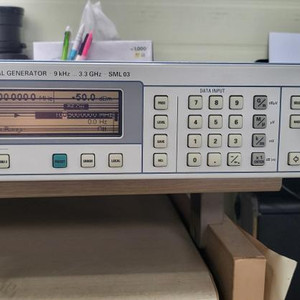 ROHDE&SCHWARZ 신호발생기 SML03