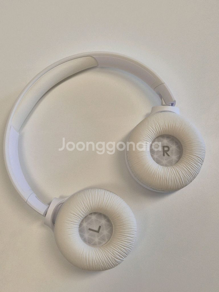 [S급]JBL T520BT 화이트 헤드폰--3