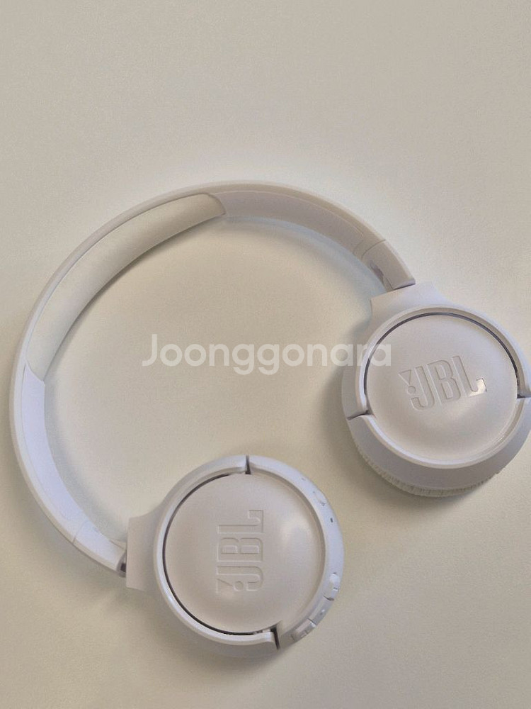 [S급]JBL T520BT 화이트 헤드폰--2