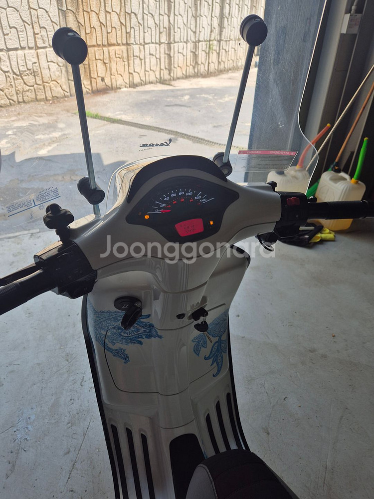 베스파스프린트125 22년 튜닝비만250이상abs 판매--8