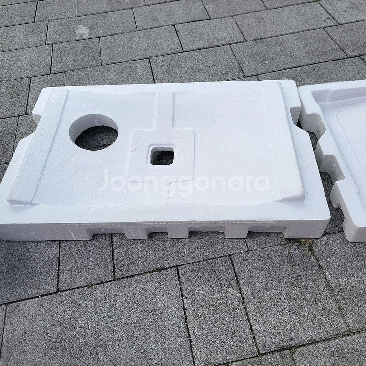 24인치 커버드모니터 포장용박스 팜니다 스티로폼내장.--3