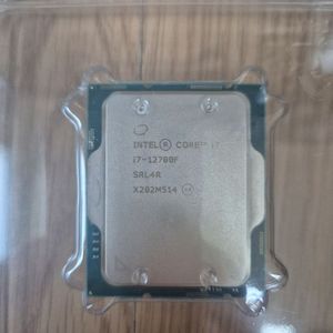 i7 12700F