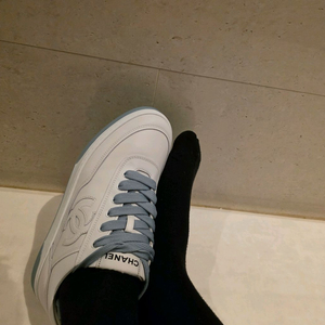 샤넬 마크다운 운동화 250 (38)