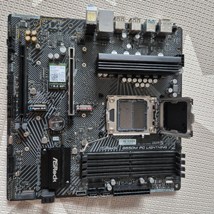 Asrock PG Lighting B650m팝니다